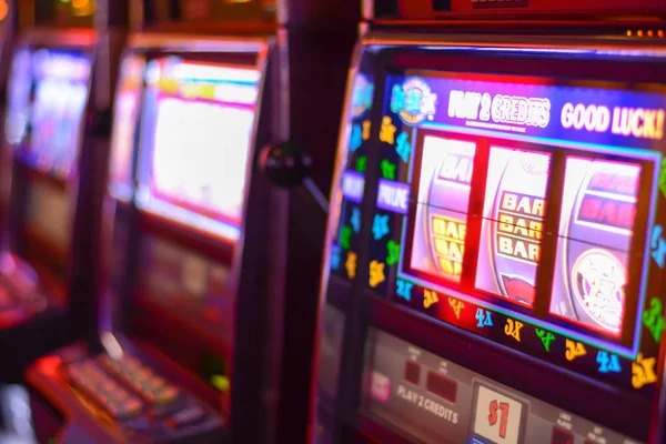 Three Card Poker payout table on balak66 login